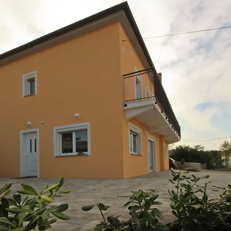 Ivo By Interhome * Šilo